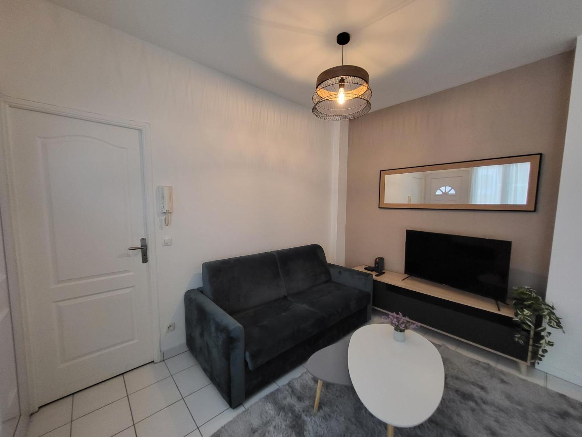 Appartement Spacieux 28M2 Avec Chambre Separee Issy-les-Moulineaux Dış mekan fotoğraf